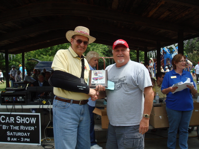 AH 6-25-11 Picnic 092.jpg
