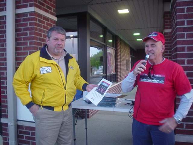 Ken presents YKM sponsor Bob Glass with our FTC Appreciation Award