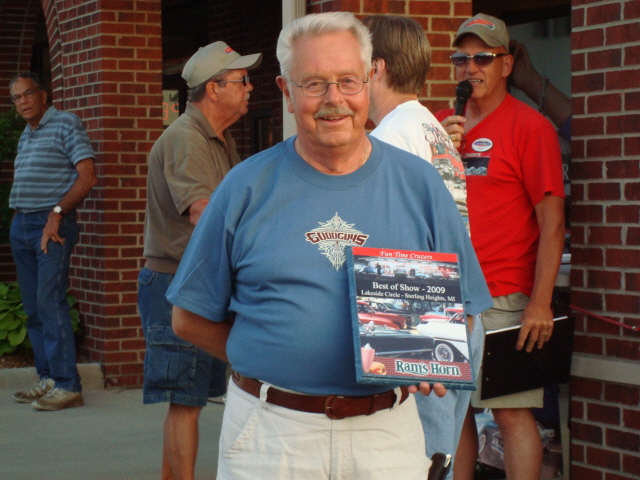 Jerry Eggert wins the RH Best of Show