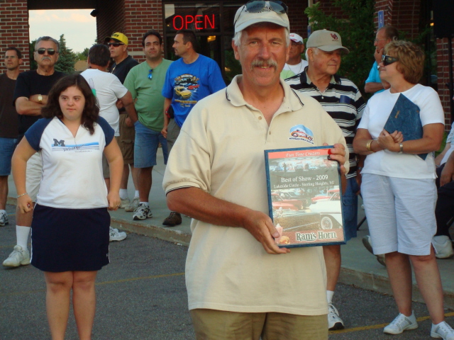 Bob Hughes wins the RH Best of Show