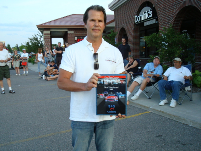 Bill Hess gets Big C's Customs Best Paint prize