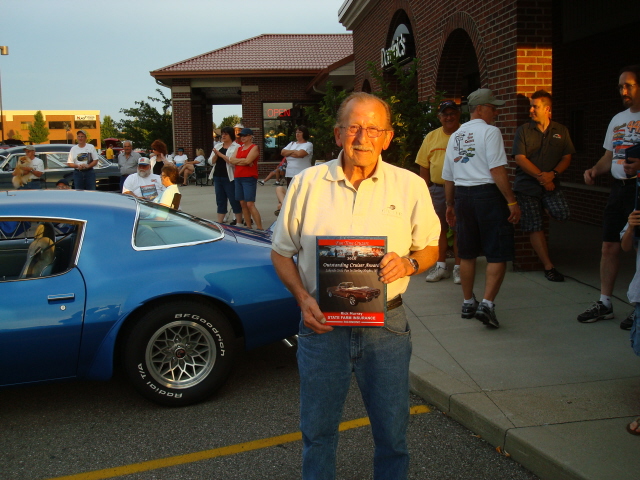 Outstanding Cruiser prize for a smiling Bob Gamble
