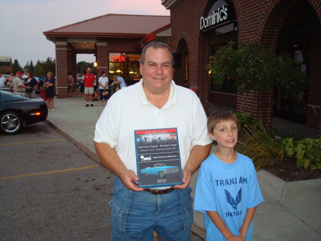 Prime Best Original/Restored Cruizer plaque goes to Jerry Drenzek