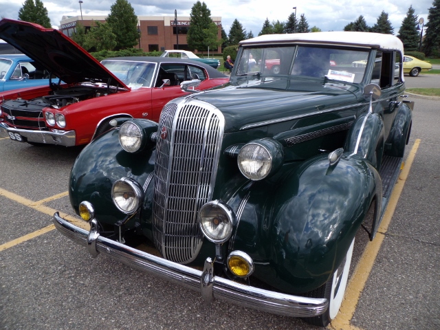 82415 (106)