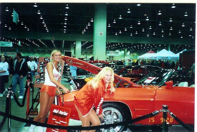 Hooter Girls