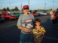 Larry Yurgil presented Best Late Model Cruzer