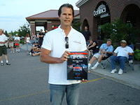 Bill Hess gets Big C's Customs Best Paint prize